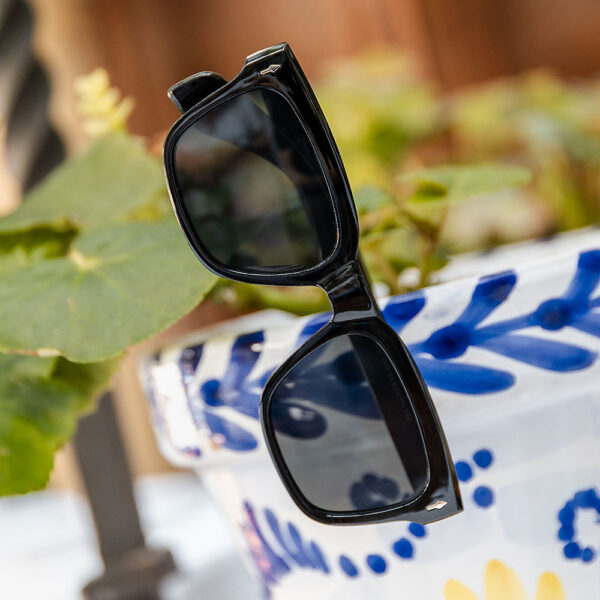 Classic Black - Flor de Noche